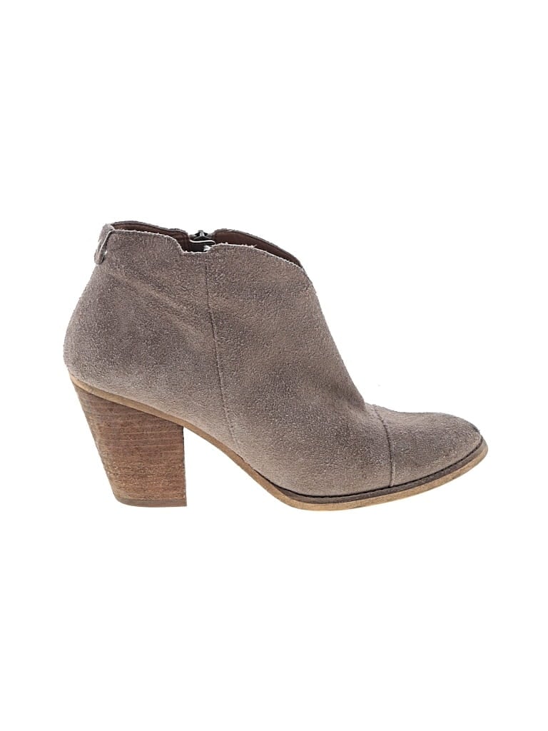 Pre-owned Susina Ankle Boots In Brown