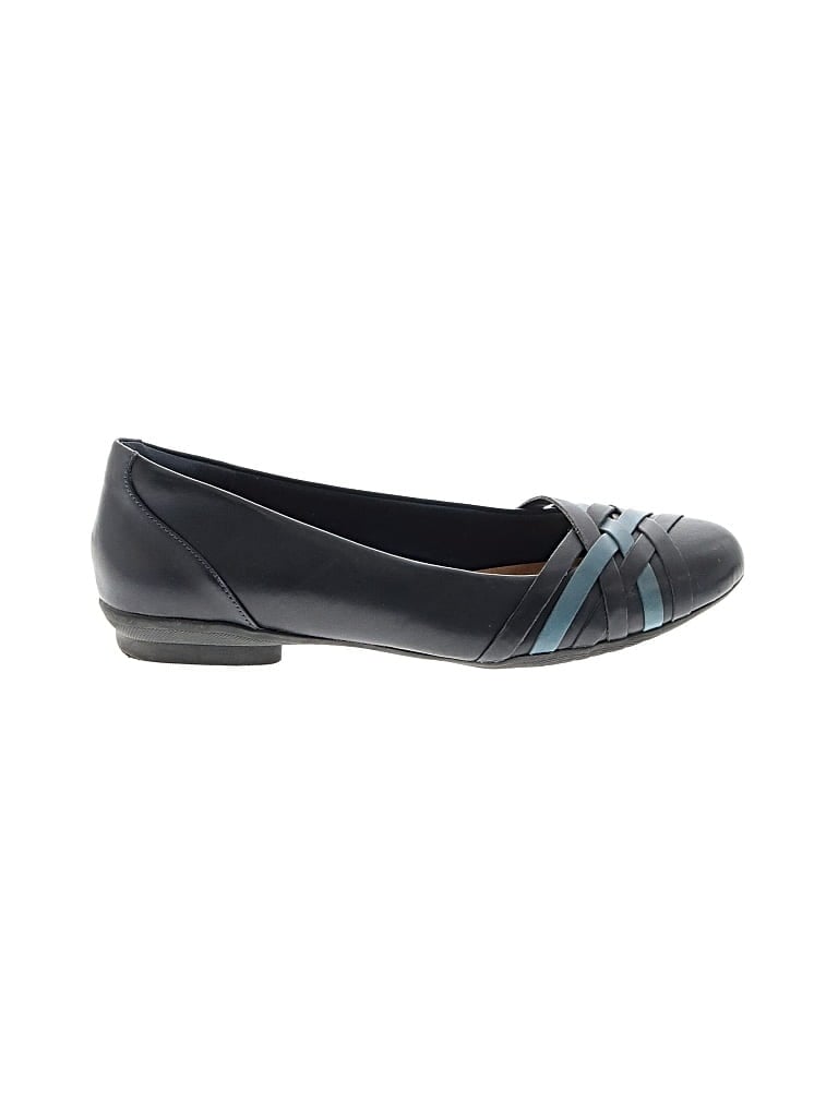 Pre-owned Clarks Flats In Blue