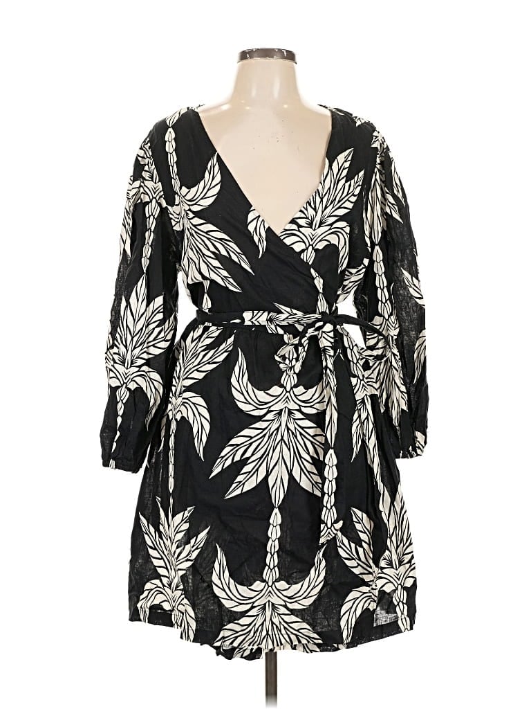 Pre-owned H&m Casual Dress In Black