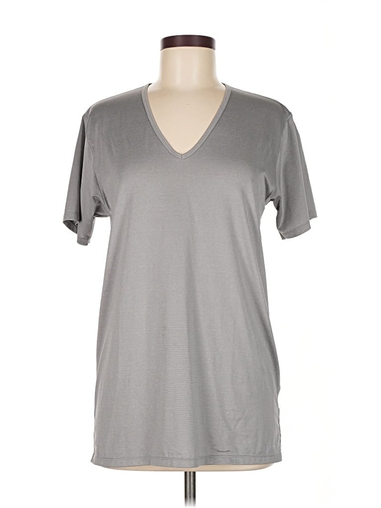 Pre-owned Uniqlo Short Sleeve T-shirt In Gray