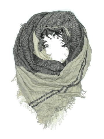 Kuna Scarf (view 1)