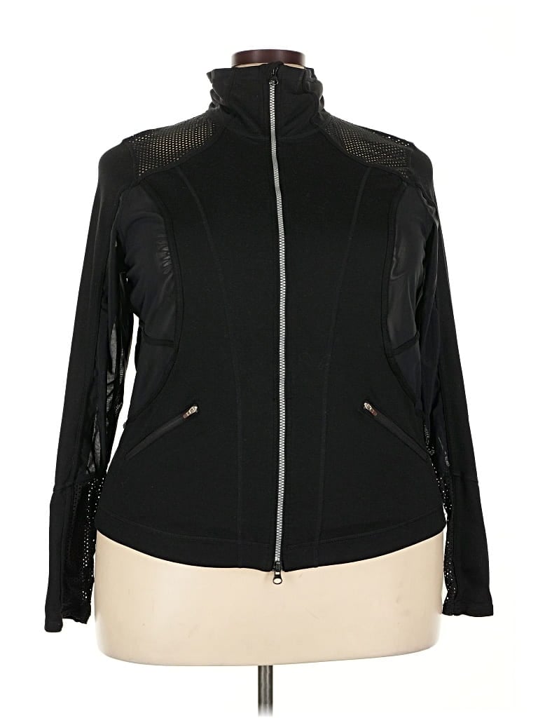 Pre-owned Zella Jacket In Black