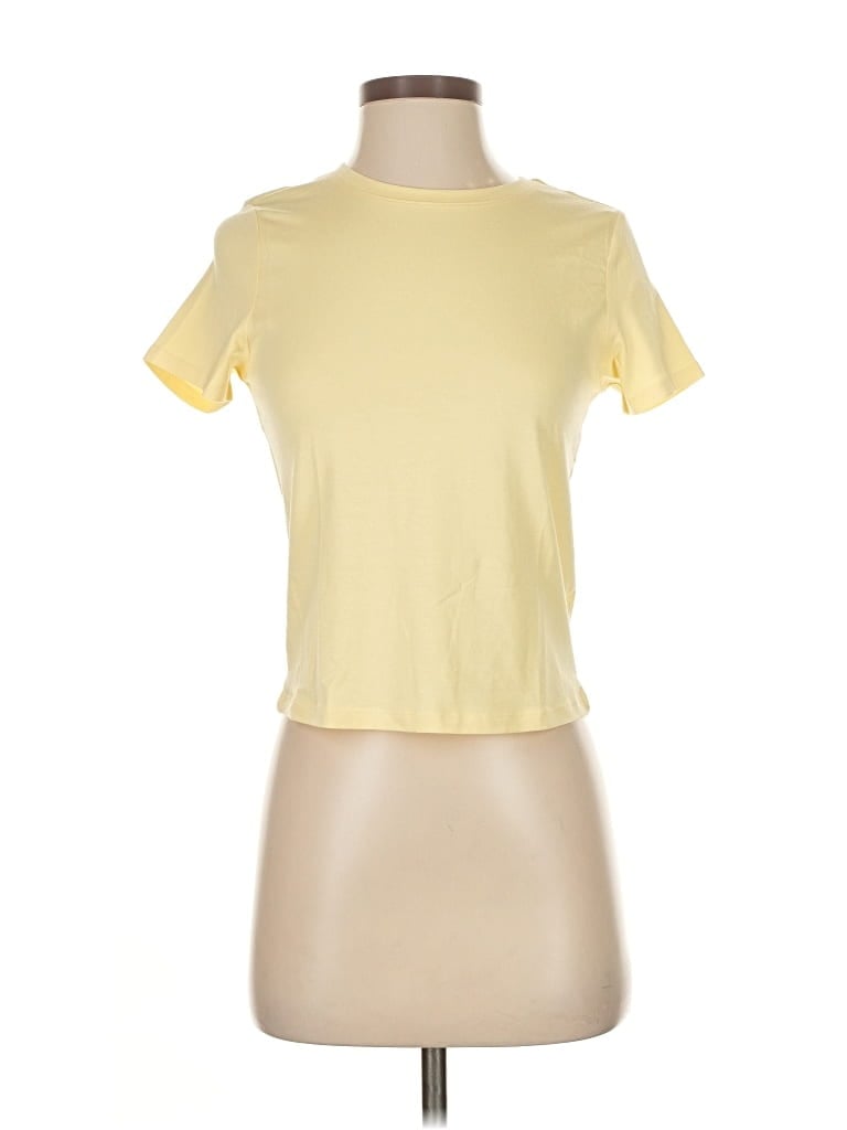 Pre-owned Old Navy Short Sleeve T-shirt In Yellow