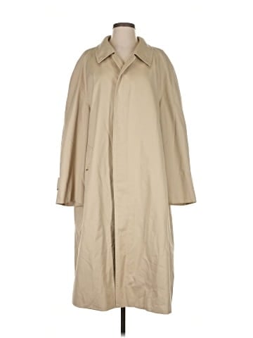 Burberry Trenchcoat (view 1)