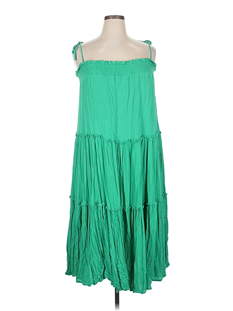 Pre-owned Flawless Casual Dress In Green