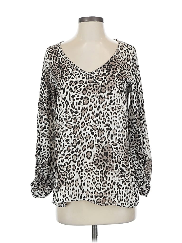 Pre-owned Pink Lily Long Sleeve Blouse In Silver