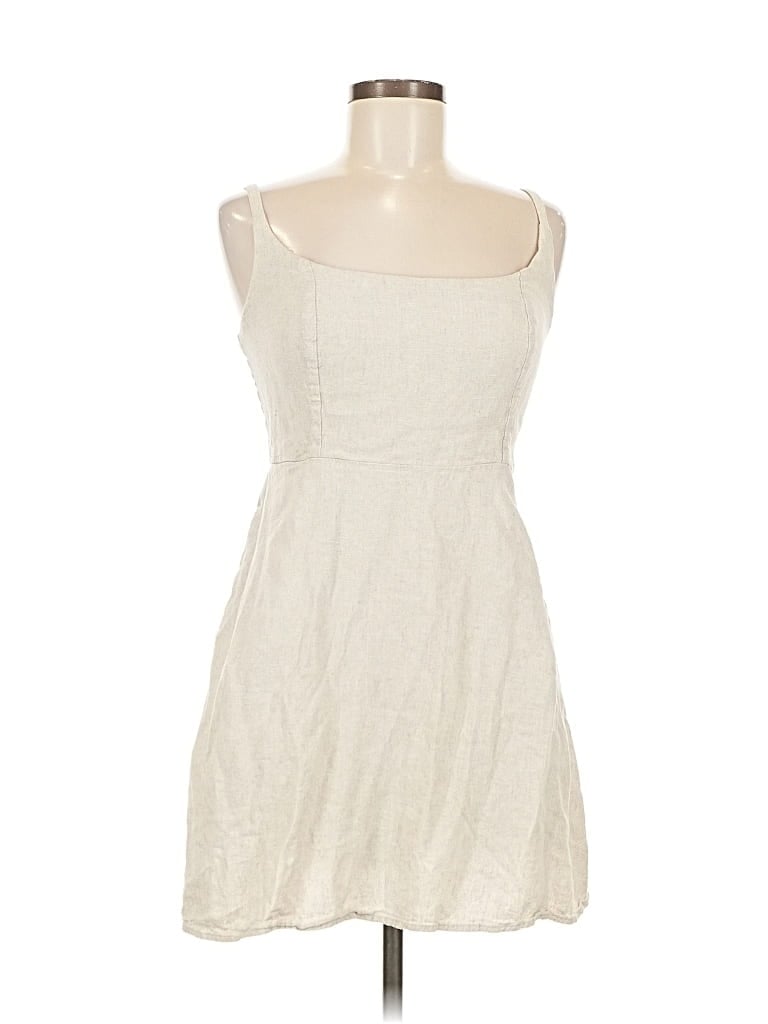 Pre-owned Old Navy Cocktail Dress In White