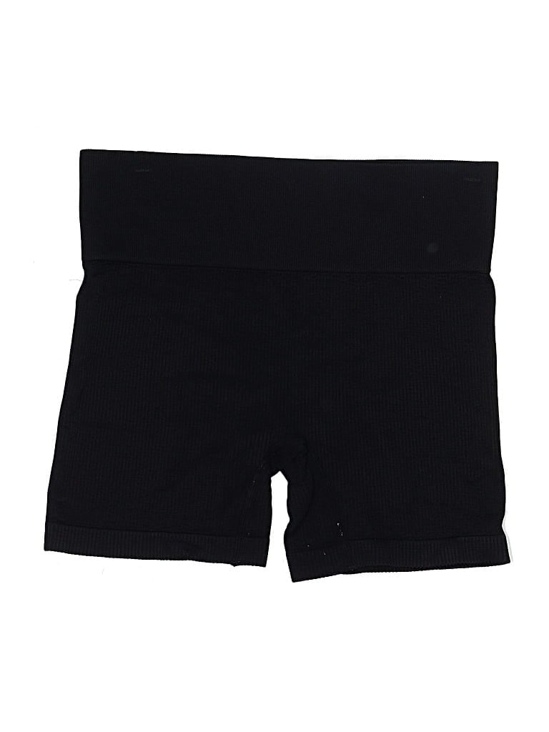 Pre-owned Colsie Athletic Shorts In Black