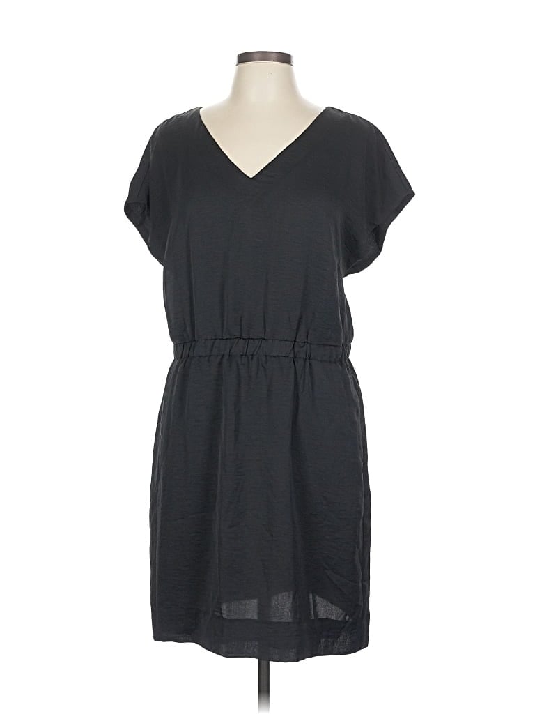 Pre-owned Bcbgeneration Casual Dress In Black