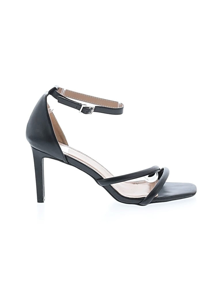 Pre-owned Dolce Vita Sandals In Black