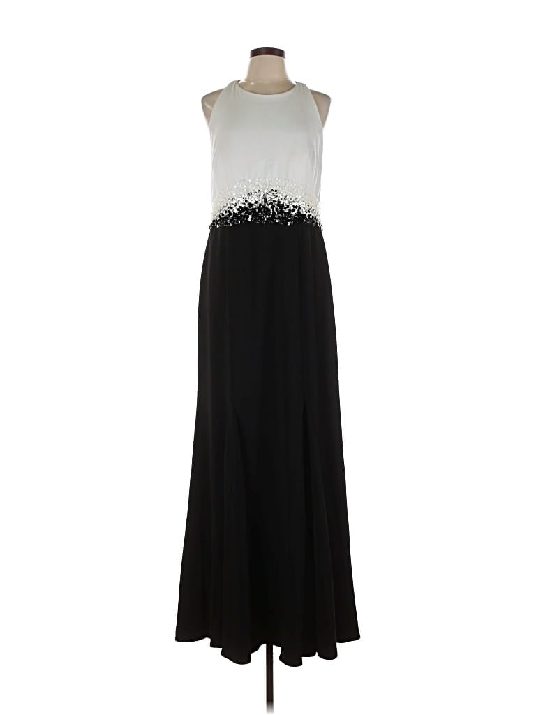 Pre-owned Carmen Marc Valvo Casual Dress In Black