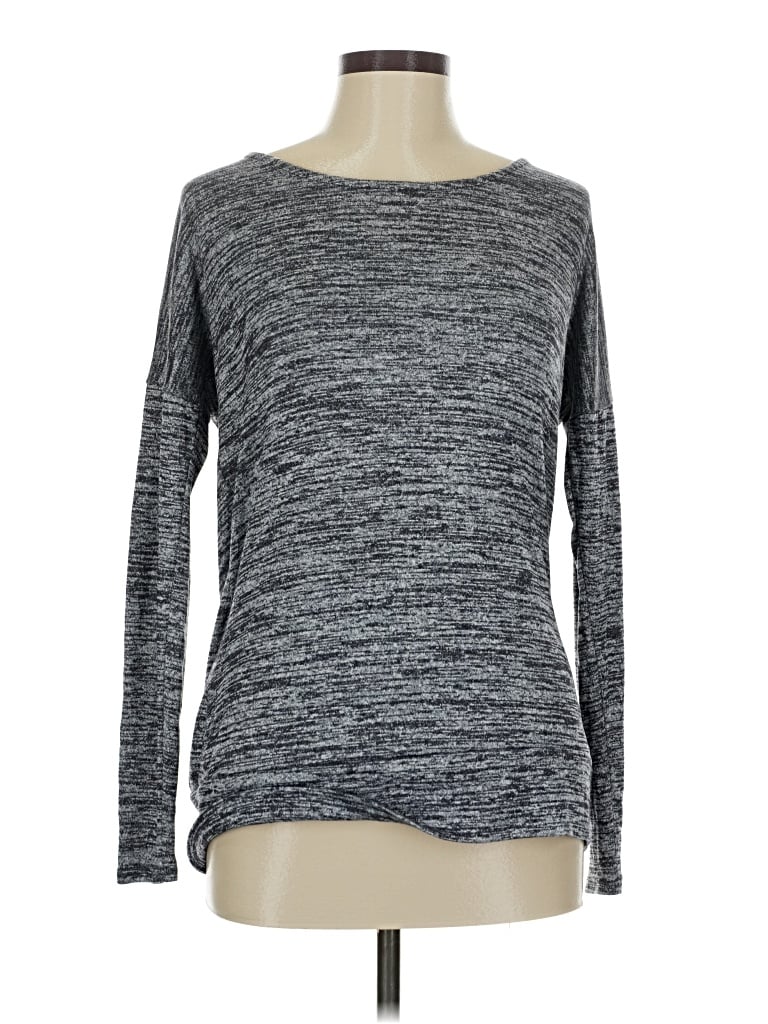 Pre-owned Athleta Long Sleeve T-shirt In Gray