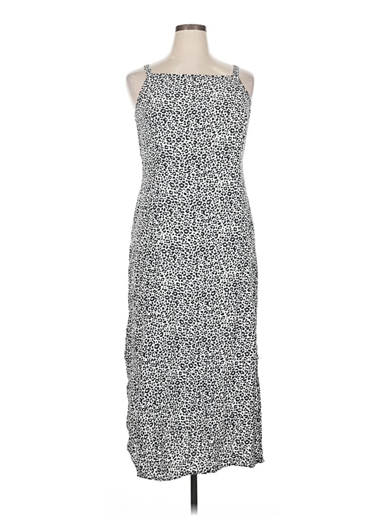 Pre-owned Old Navy Casual Dress In Gray