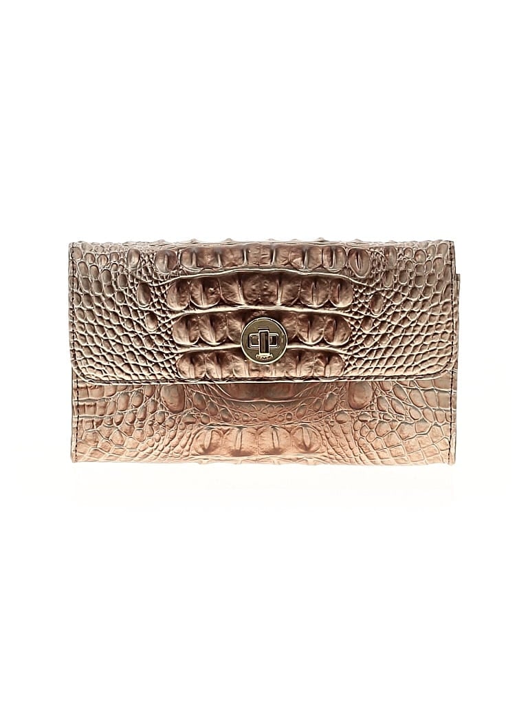 Pre-owned Brahmin Leather Clutch In Brown