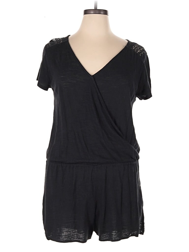 Pre-owned Roxy Romper In Black