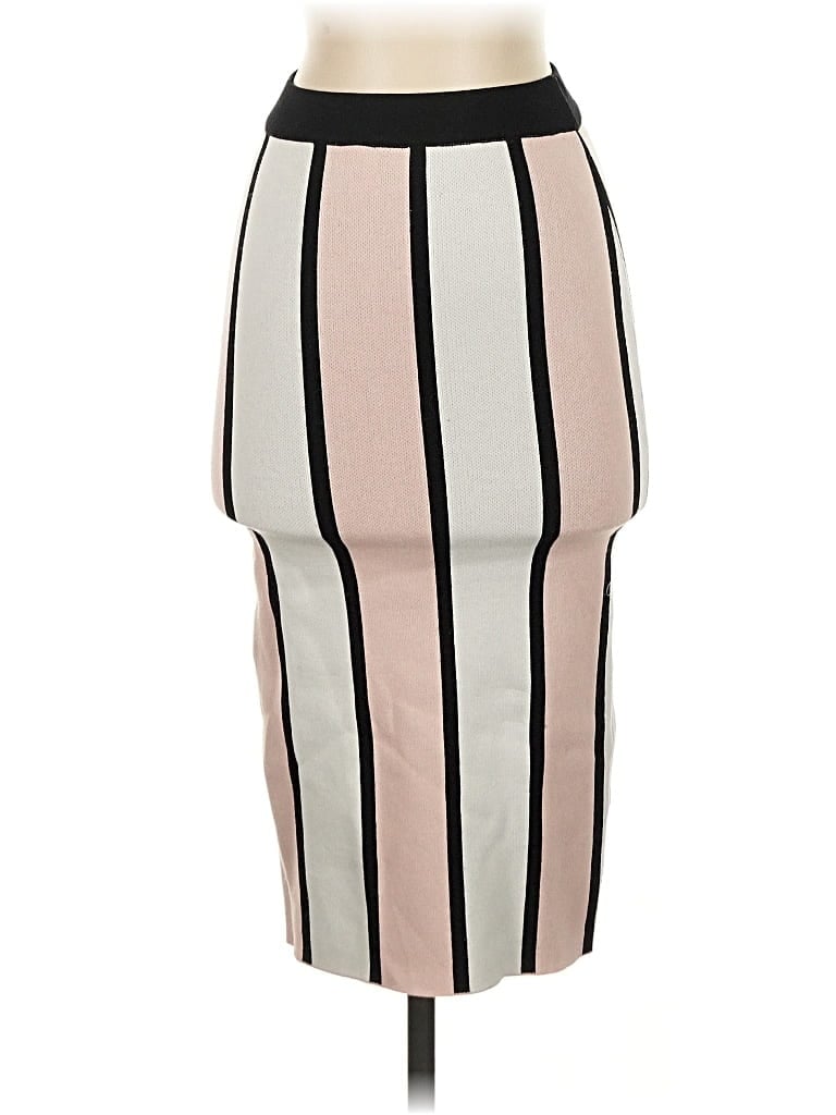 Pre-owned Gianni Bini Casual Skirt In Pink