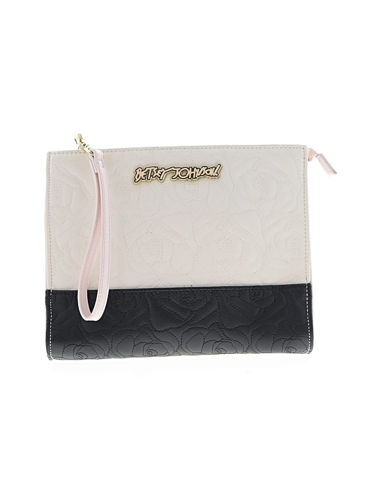 Pre-owned Betsey Johnson Wristlet In White