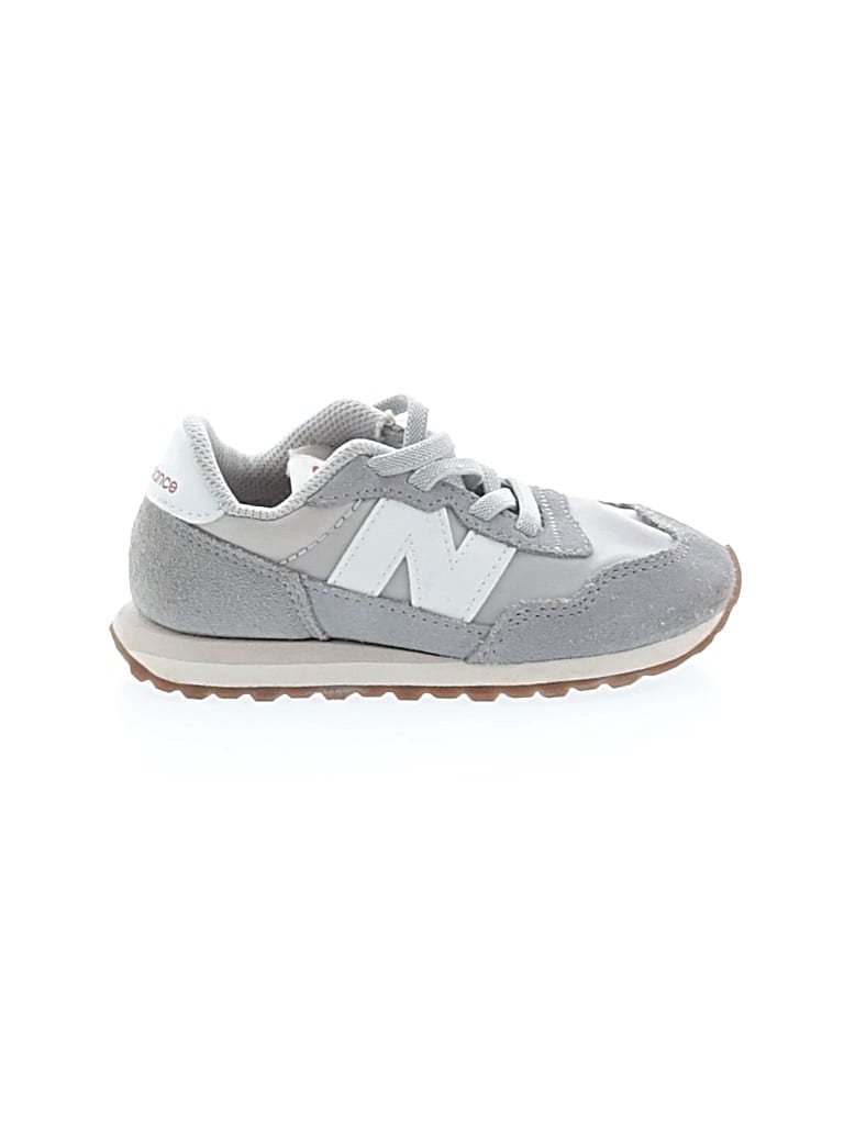 Pre-owned New Balance Kids' Sneakers In Gray