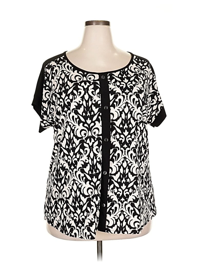 Diana Belle Short Sleeve Blouse In Black