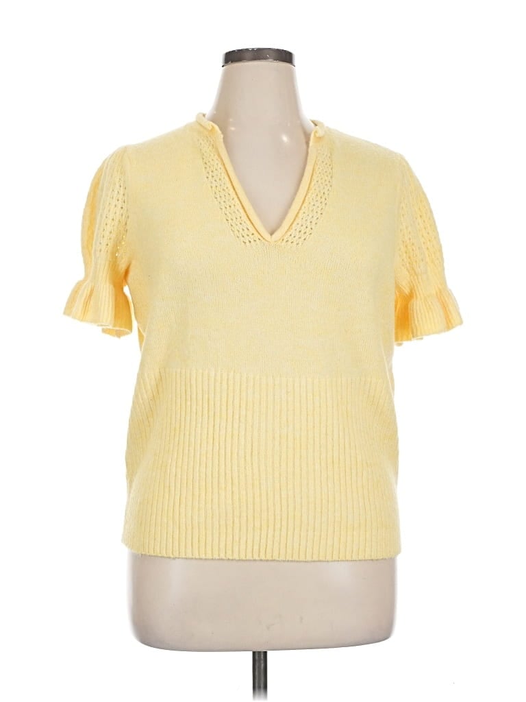 Pre-owned Torrid Pullover Sweater In Yellow