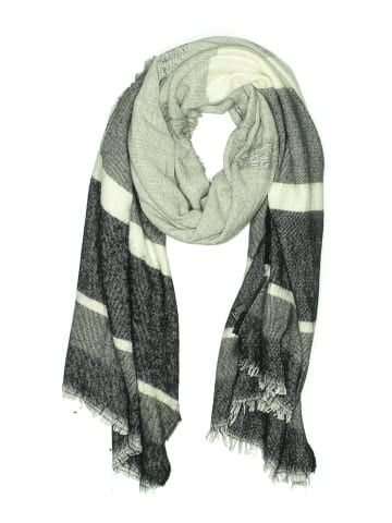 Zara Scarf (view 1)