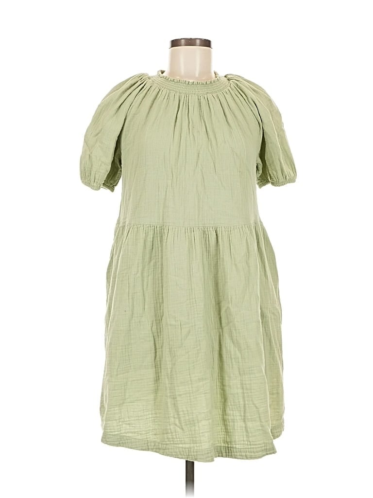 Pre-owned Universal Thread Casual Dress In Green