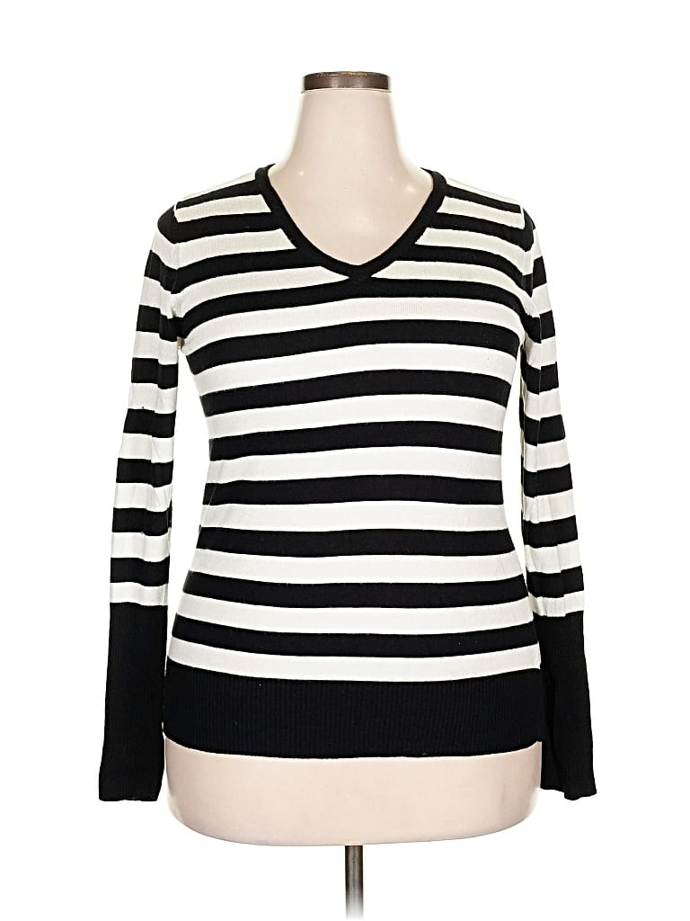 Pre-owned Mossimo Pullover Sweater In Black