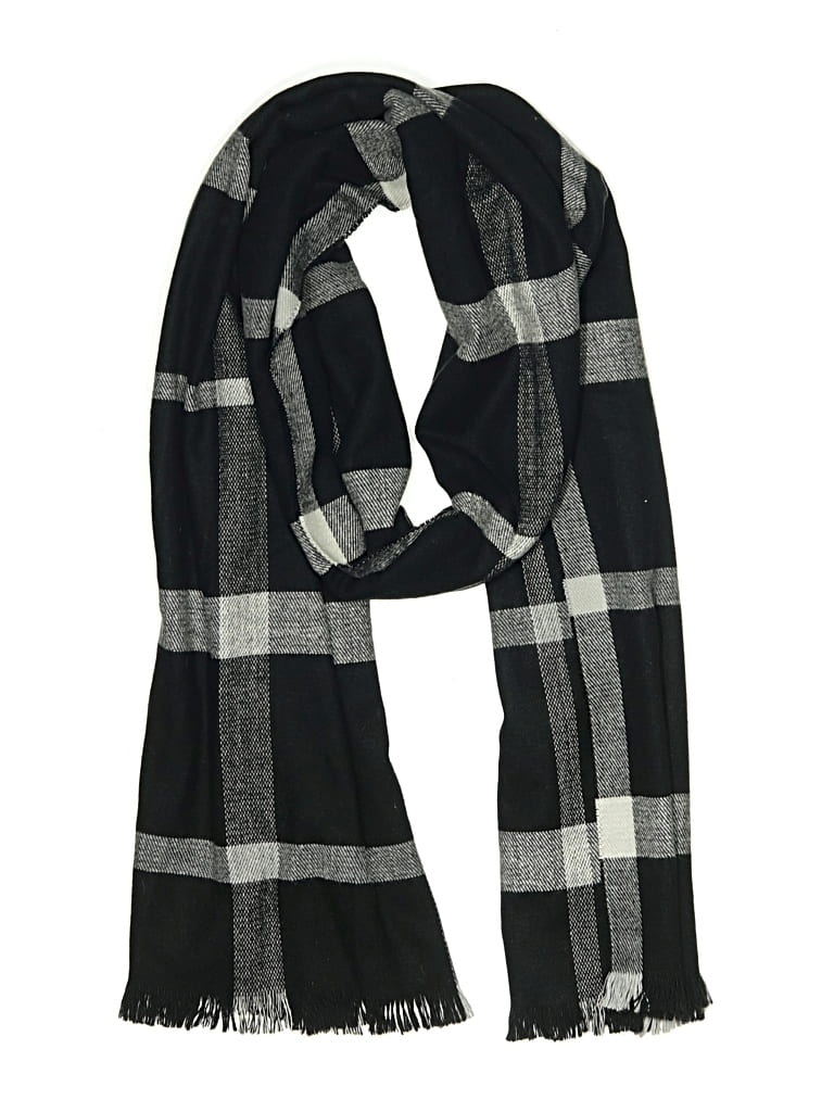 Pre-owned Gap Scarf In Black