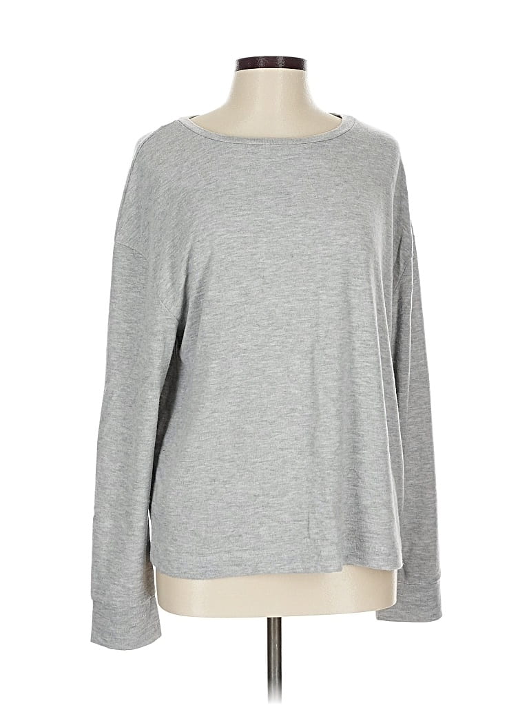 Pre-owned Time And Tru Long Sleeve T-shirt In Gray
