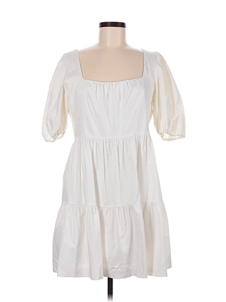 Pre-owned Gianni Bini Casual Dress In White