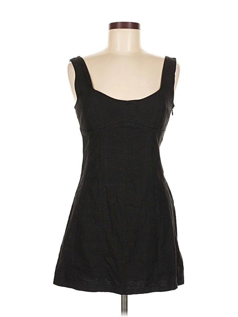 Pre-owned Urban Outfitters Casual Dress In Black