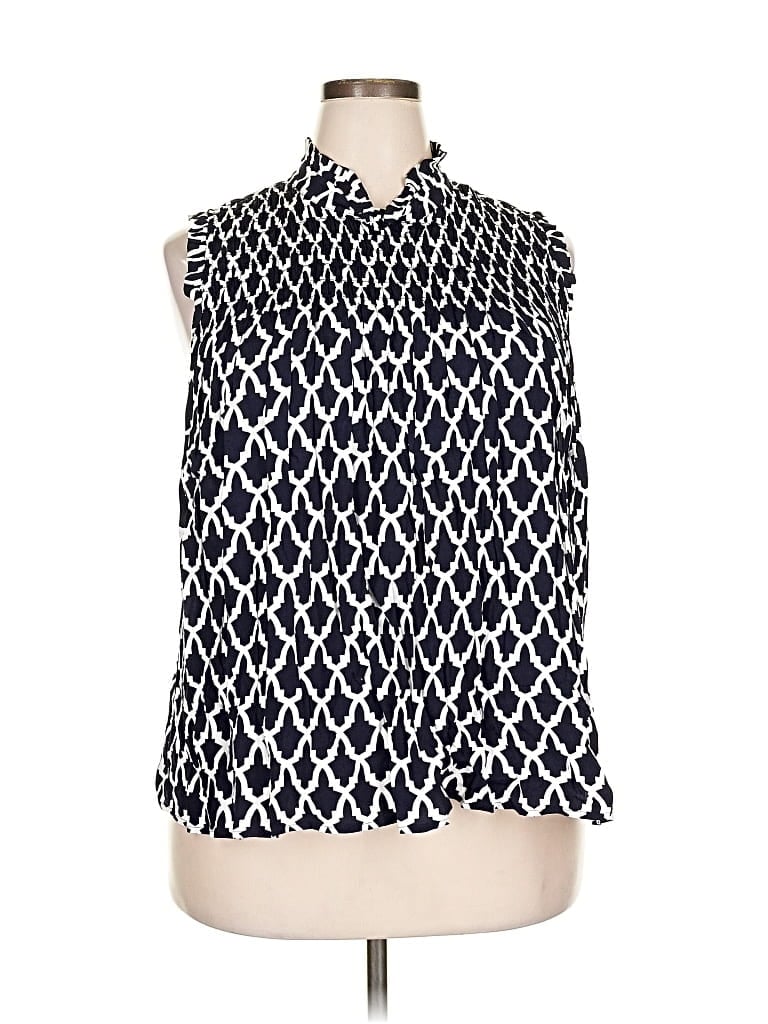 Pre-owned Crown & Ivy Sleeveless Blouse In Blue