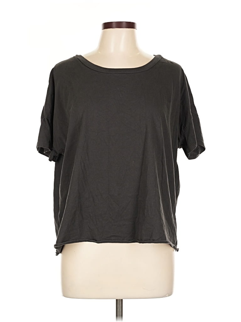 Pre-owned Sundry Short Sleeve T-shirt In Gray