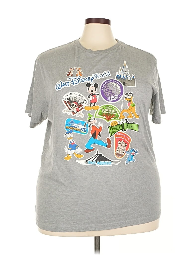 Pre-owned Disney Active T-shirt In Gray