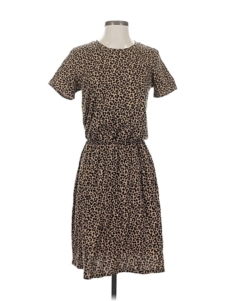 Pre-owned Old Navy Casual Dress In Brown