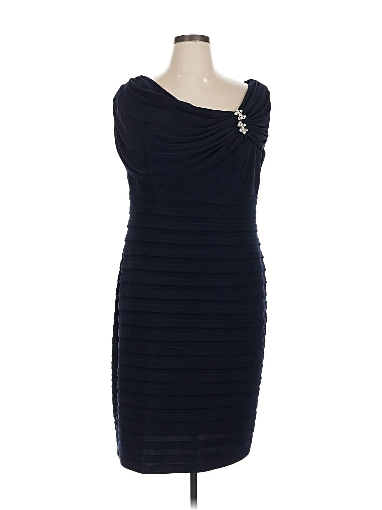 Pre-owned Xscape Cocktail Dress In Blue