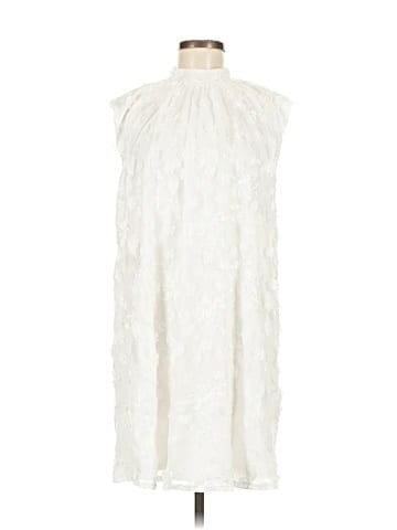 Julia Jordan Cocktail Dress (view 1)