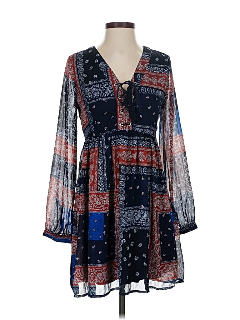 Pre-owned Fab'rik Casual Dress In Blue