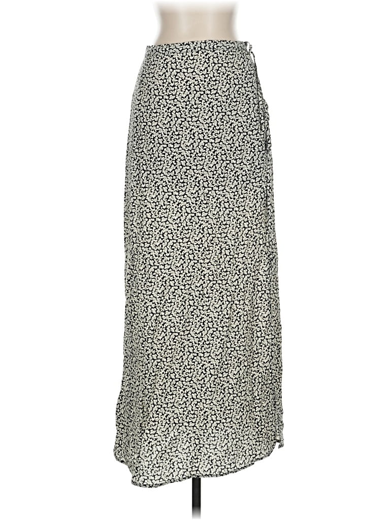 Pre-owned Urban Outfitters Casual Skirt In Gray