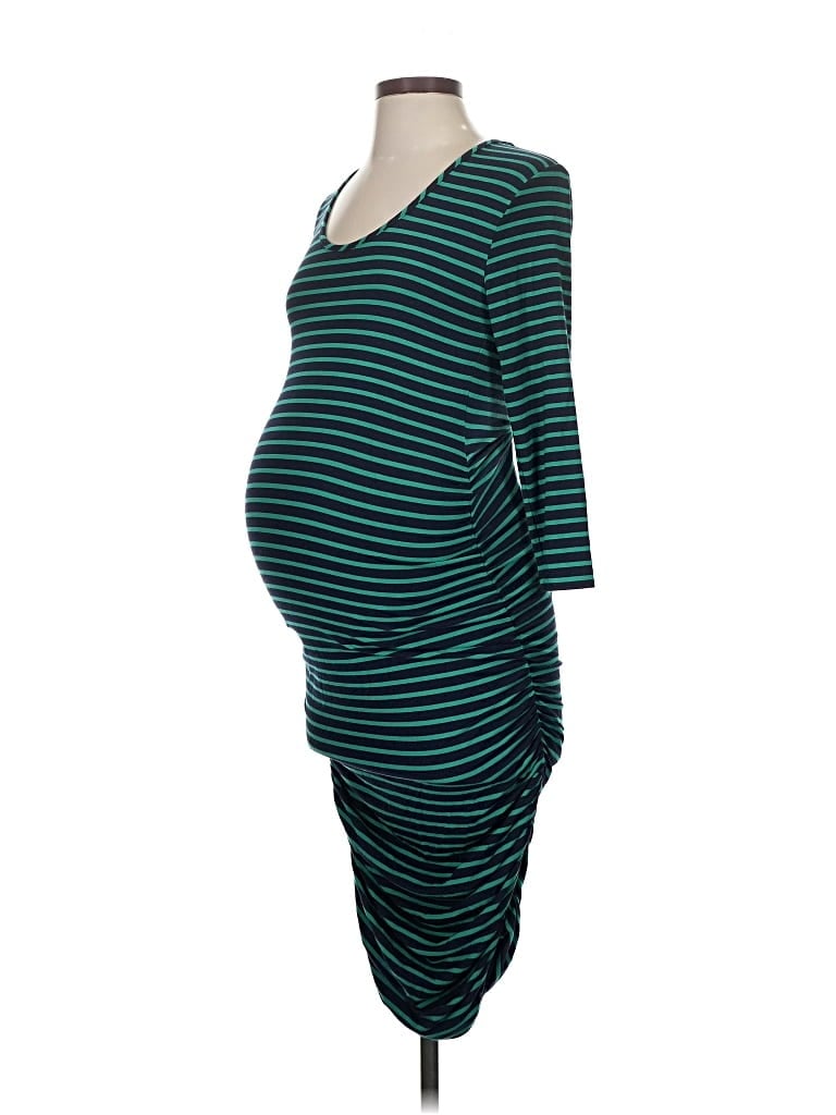 Pre-owned Ingrid & Isabel Casual Dress In Green