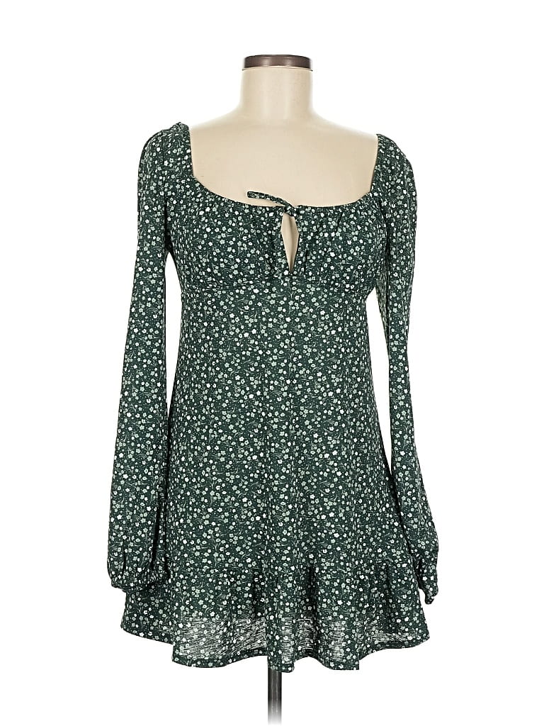 Charlotte Russe Casual Dress In Green