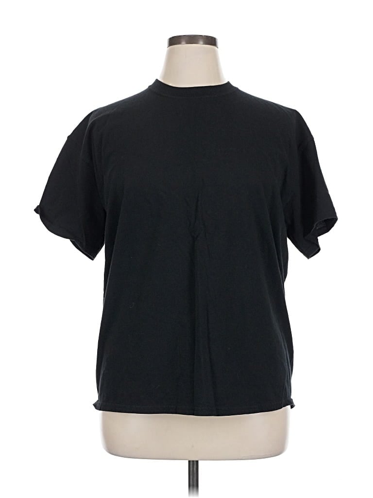 Pre-owned Gildan Short Sleeve T-shirt In Black