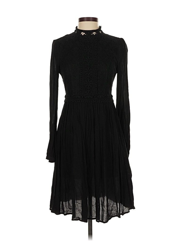 Pre-owned Neiman Marcus Casual Dress In Black