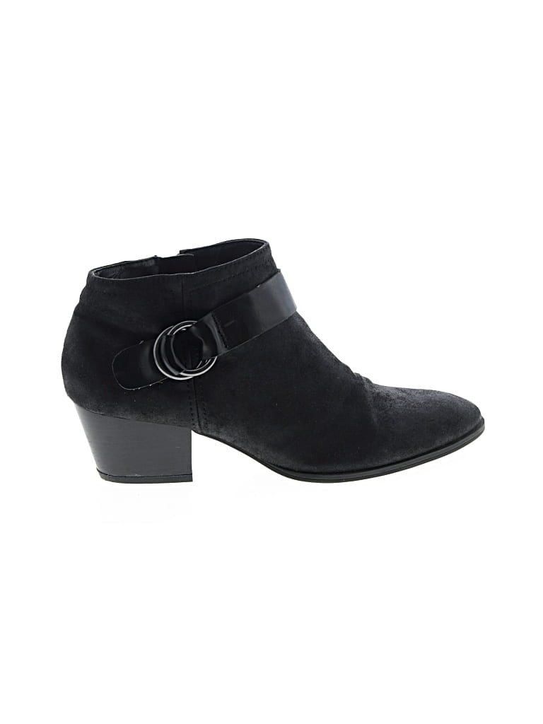 Pre-owned Franco Sarto Ankle Boots In Black