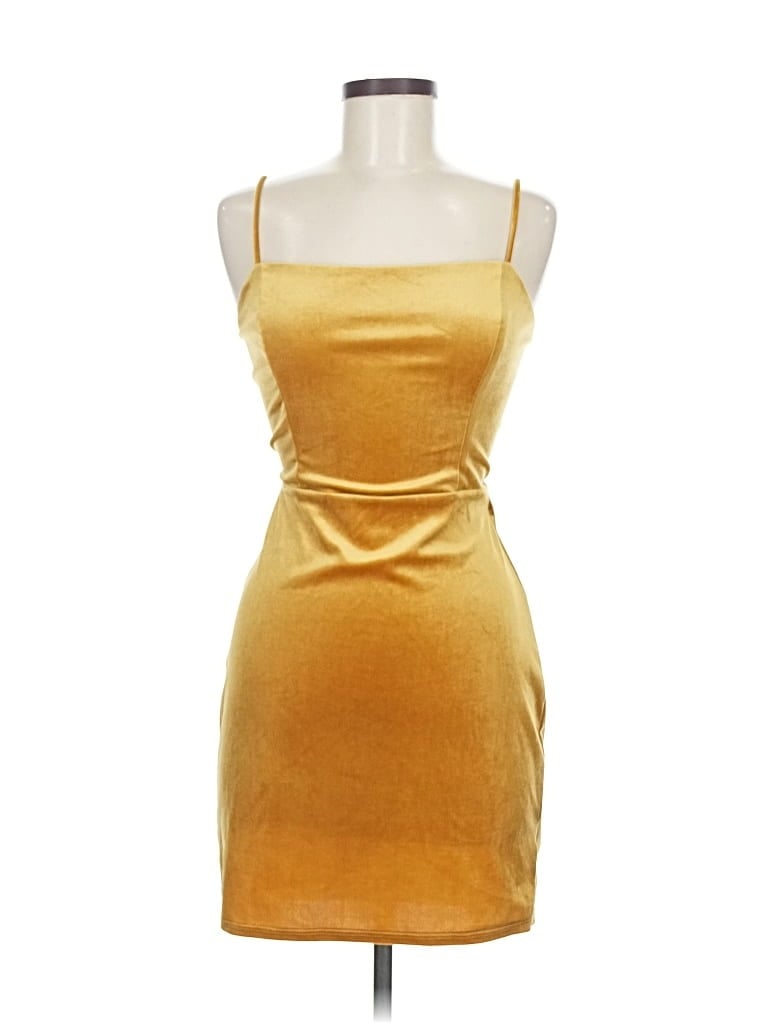 Pre-owned Urban Outfitters Cocktail Dress In Gold