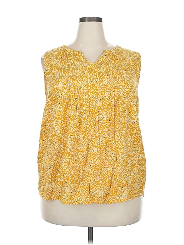 Pre-owned Croft & Barrow Sleeveless Blouse In Yellow