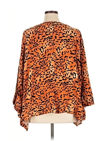 Emily Wonder 3/4 Sleeve Blouse (view 2)
