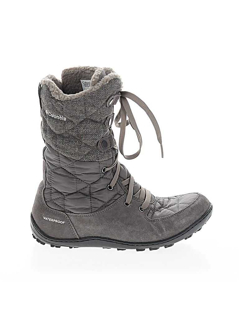 Pre-owned Columbia Boots In Gray