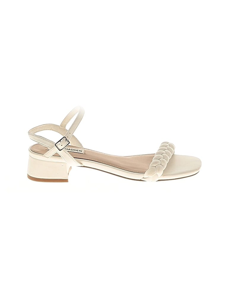 Pre-owned Steve Madden Sandals In White