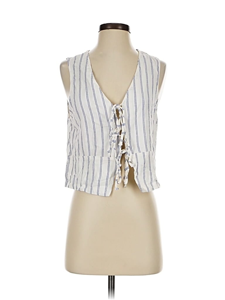 Pre-owned Altar'd State Sleeveless Blouse In White